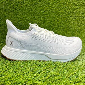 Flux Adapt Runner White Gum Mens Size 9.5 Womens 11 Athletic Walking Knit Shoes
